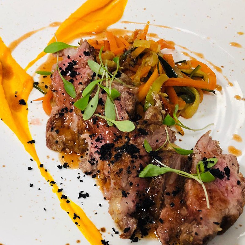 Restaurante Calabozo presta servicio en la subcategoría de  en 