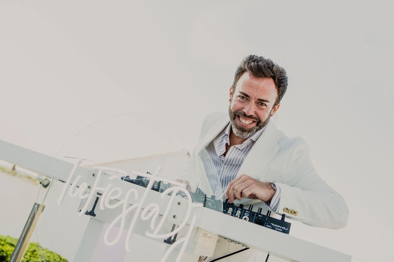 TUFIESTADJ presta servicio en la subcategoría de  en 