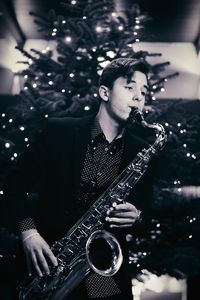 Saxofonista Sevi presta servicio en la subcategoría de Orquestas, cantantes y grupos en Las Palmas