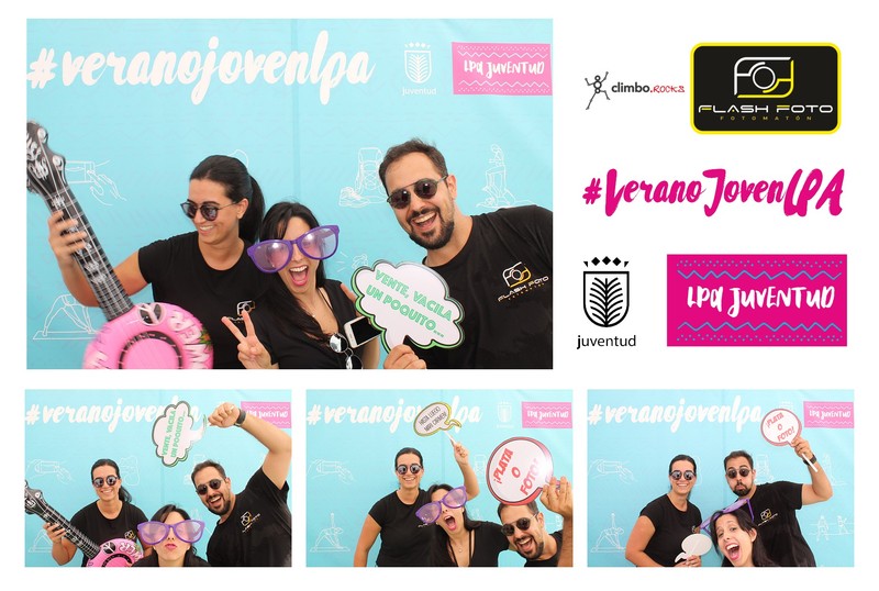 Flash Foto Fotomatón presta servicio en la subcategoría de  en 