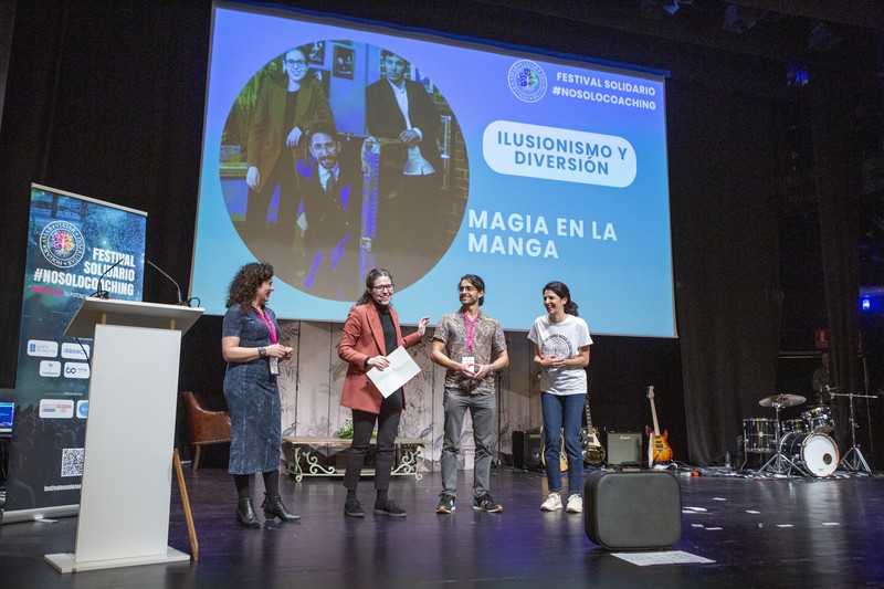 Magia en la Manga presta servicio en la subcategoría de  en 