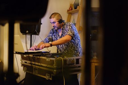 Toni Diferents presta servicio en la subcategoría de Djs en Islas Baleares