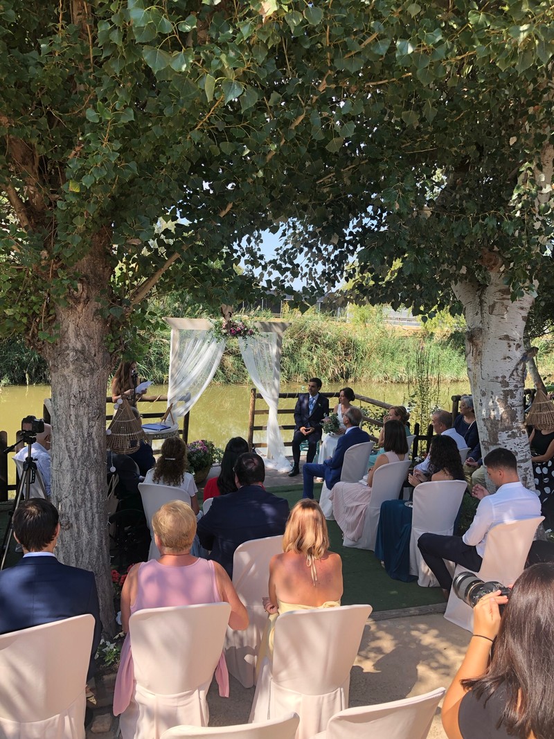 Frangipani eventos presta servicio en la subcategoría de  en 