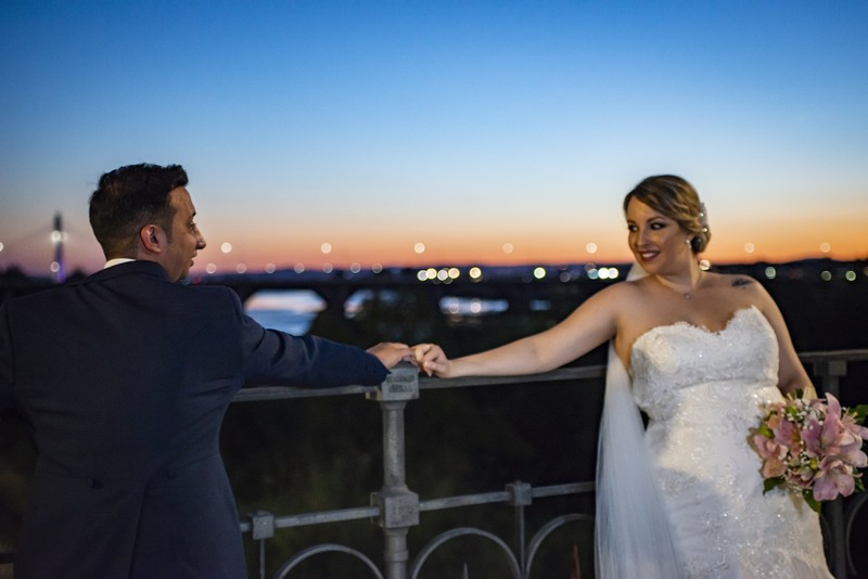 Repor Bodas presta servicio en la subcategoría de  en 