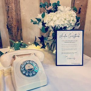 Fiestagrafia presta servicio en la subcategoría de Fotomatón y Photocall en Cádiz