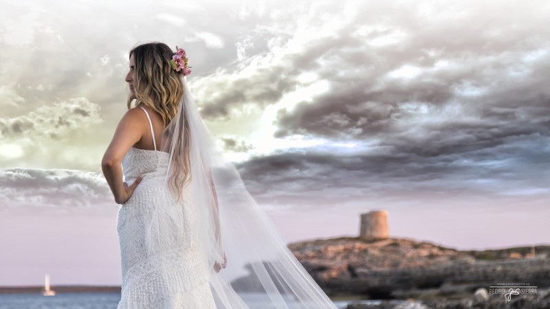 Àbac Comunicació Visual. Productora foto y video presta servicio en la subcategoría de  en 