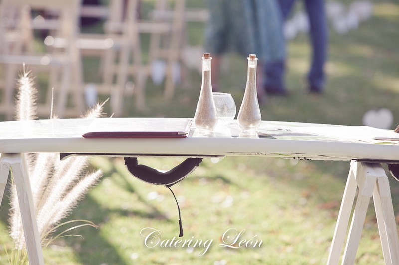 Un Lunes 28 presta servicio en la subcategoría de  en 