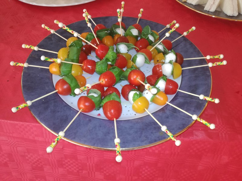 Catering Jouve & Sully presta servicio en la subcategoría de  en 