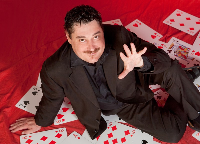 Gran Alexander presta servicio en la subcategoría de  en 