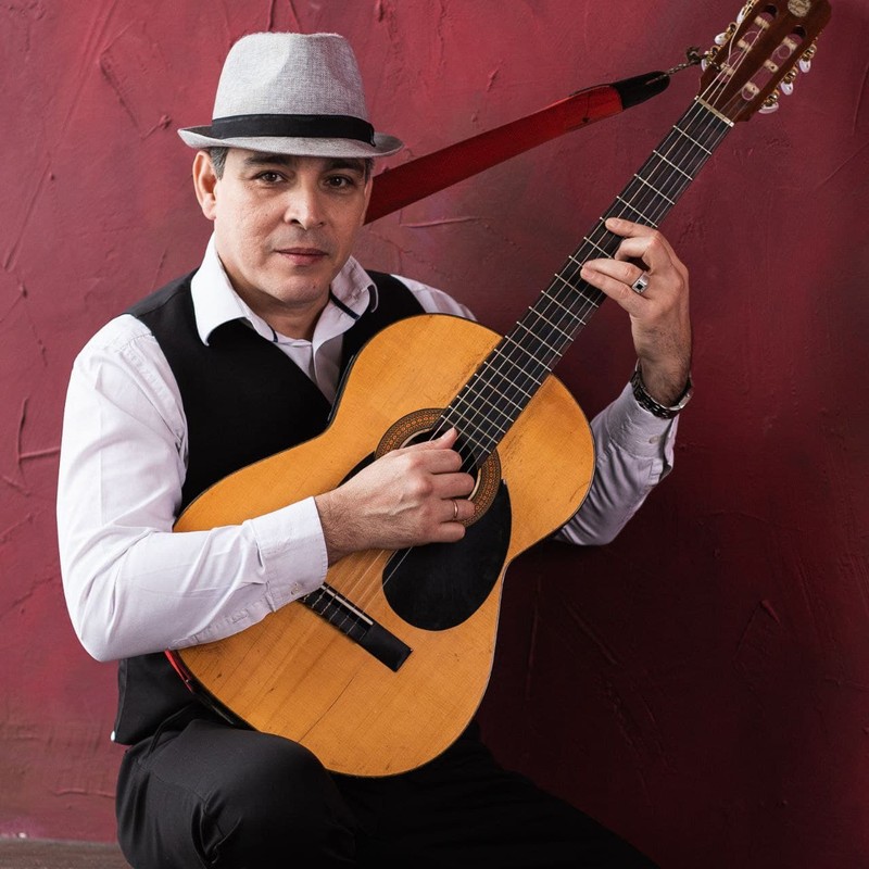 Señor Bolero, Dúo Habana presta servicio en la subcategoría de  en 