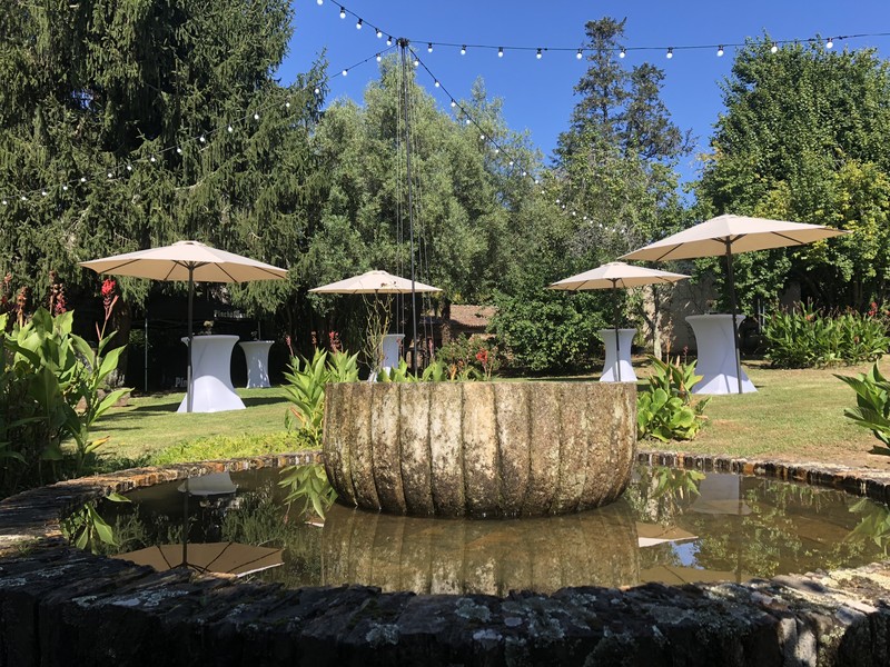 Xantares Catering presta servicio en la subcategoría de  en 