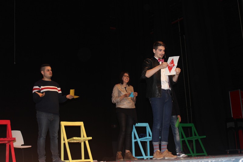 Paupi el Mago presta servicio en la subcategoría de  en 