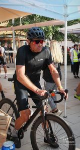 Frank Fernández Fotógrafo presta servicio en la subcategoría de Fotógrafos fiestas, comuniones o bautizos en Madrid