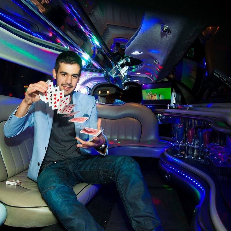 Mago Jon Ander presta servicio en la subcategoría de  en 