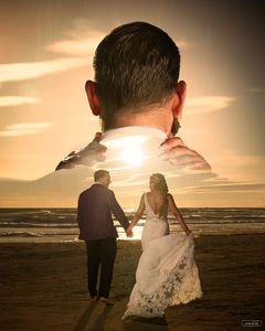 TRIPODEFILMS presta servicio en la subcategoría de Fotógrafos de bodas en Málaga