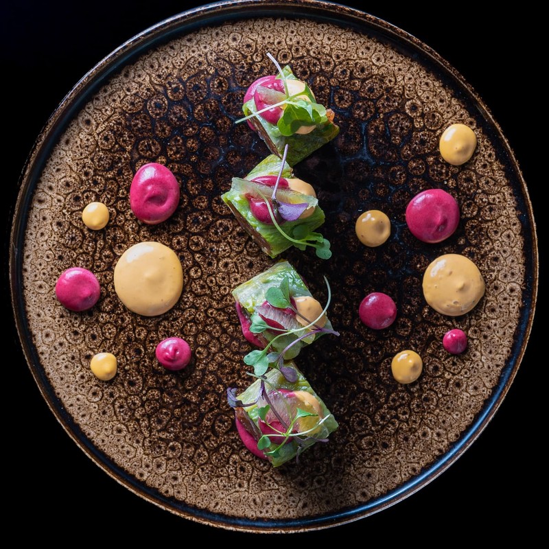 EL COLMADO DE MESTA presta servicio en la subcategoría de  en 