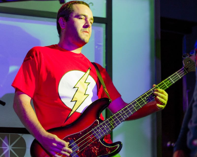 SuperHeRocks presta servicio en la subcategoría de  en 