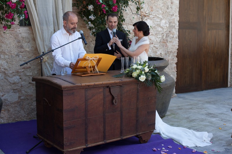 Manuel. Maestro de Ceremonias presta servicio en la subcategoría de  en 