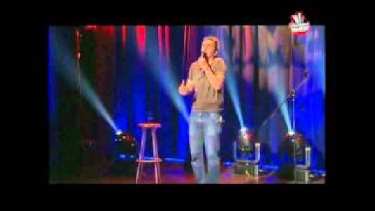 Manu Kas presta servicio en la subcategoría de Monologuistas, cómicos y humoristas  en Madrid