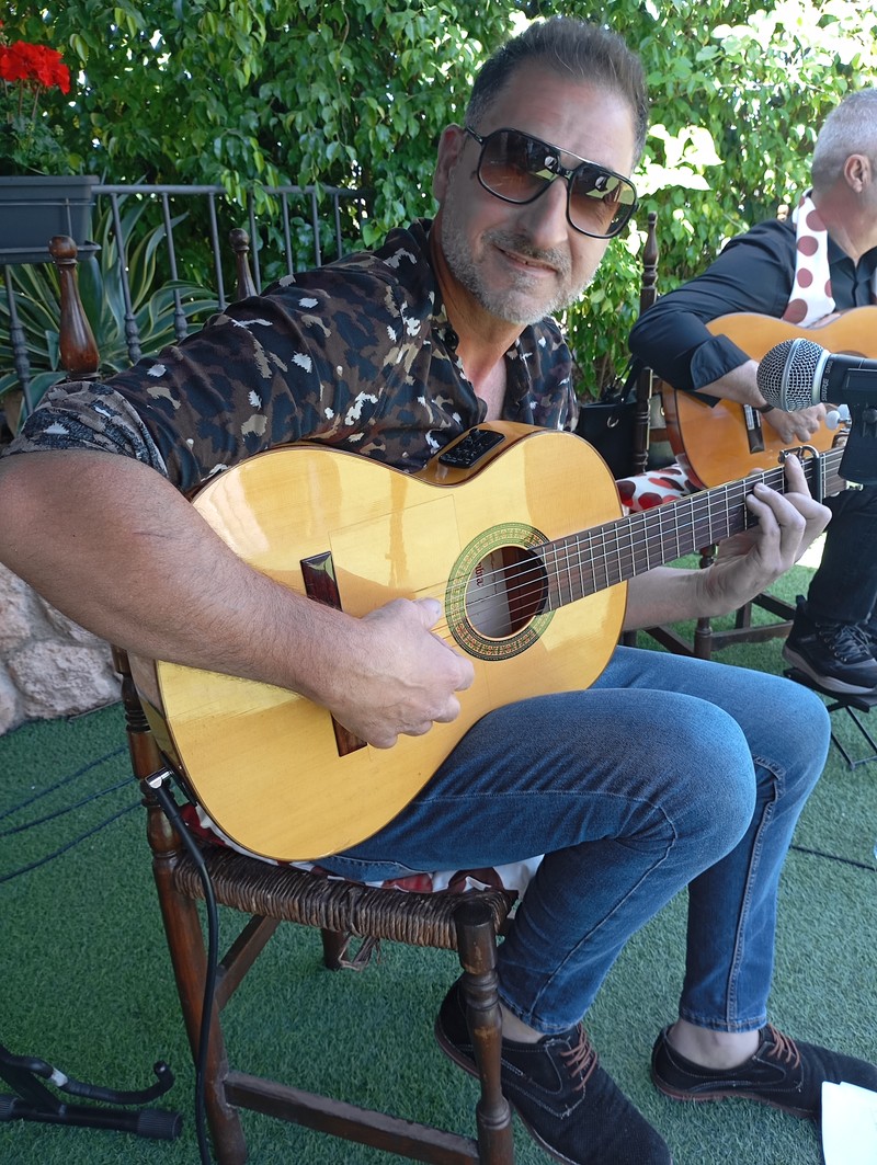 Showlera sound presta servicio en la subcategoría de  en 