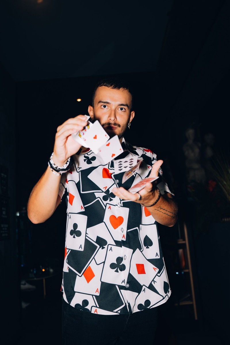 Aníbal Magia presta servicio en la subcategoría de  en 