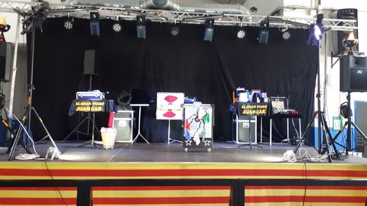 El Gran Mago Juancar presta servicio en la subcategoría de Magos en Zaragoza