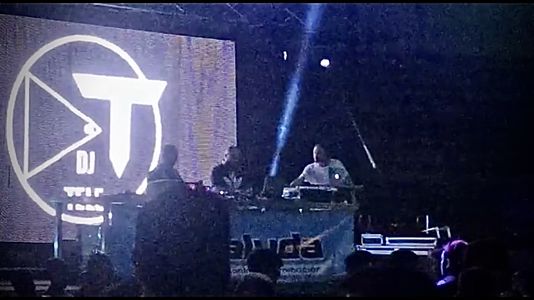 Dj Tele music presta servicio en la subcategoría de Djs en Toledo
