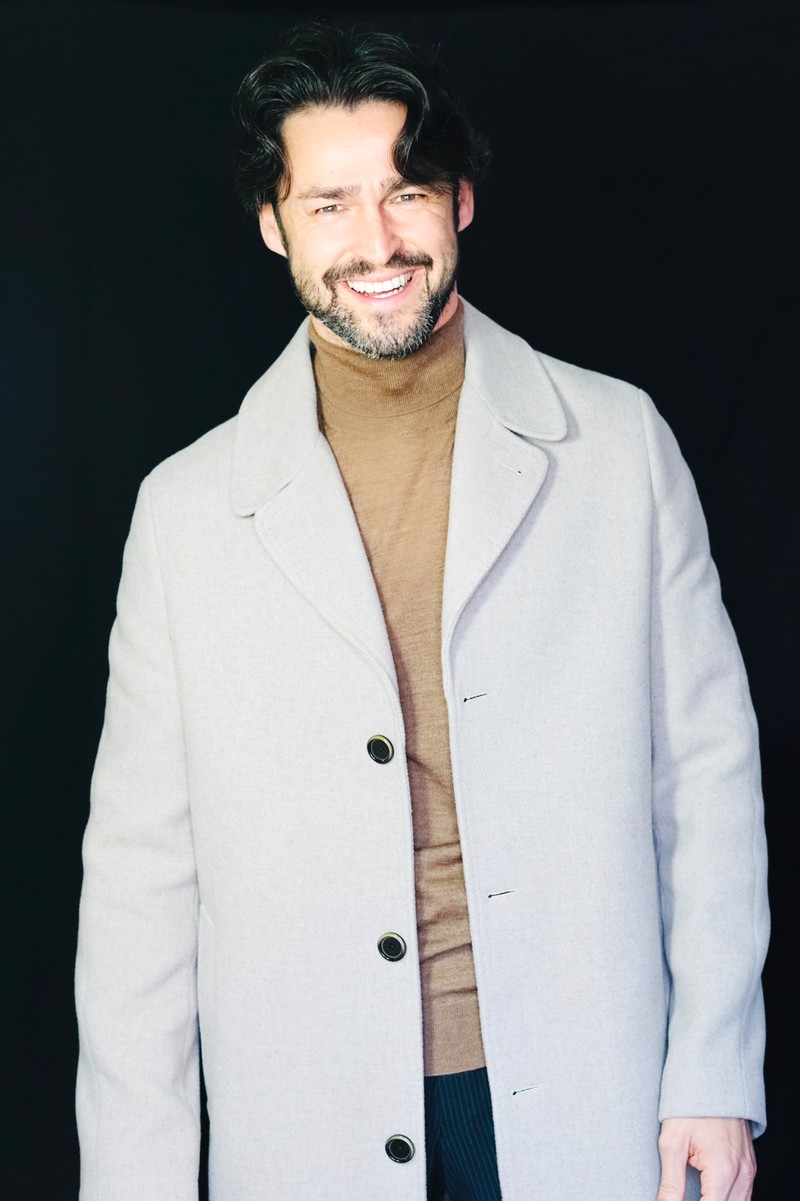 Maestro de ceremonias presta servicio en la subcategoría de  en 