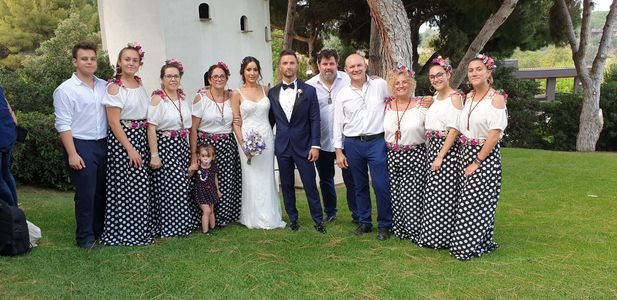 Coro Rociero de Rubí presta servicio en la subcategoría de Flamenco y Coros Rocieros en Barcelona