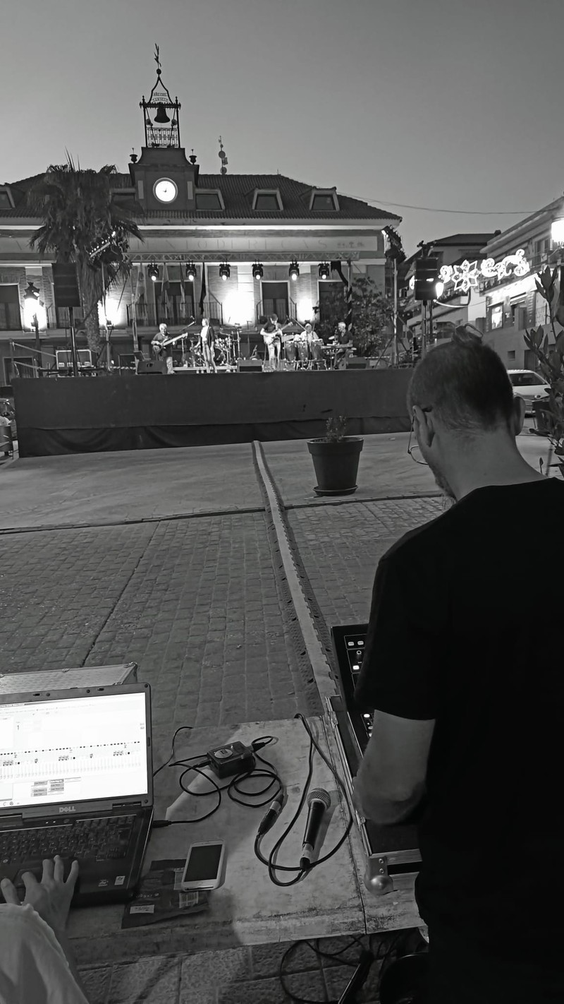 Spl Eventos presta servicio en la subcategoría de  en 