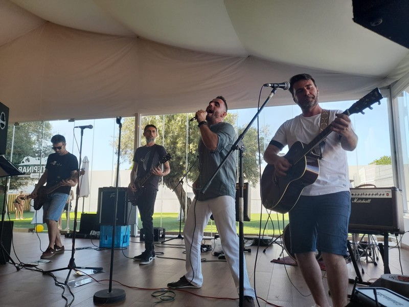 Los trompas de elefante presta servicio en la subcategoría de  en 