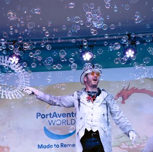 Magia y Pompas de jabón presta servicio en la subcategoría de Magos en Tarragona