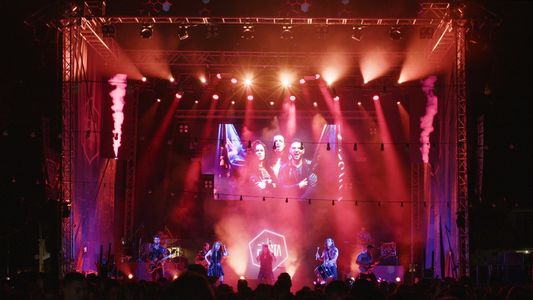 Espectáculos La Fiesta presta servicio en la subcategoría de Orquestas, cantantes y grupos en Valencia