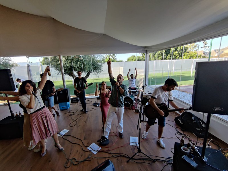 Los trompas de elefante presta servicio en la subcategoría de  en 