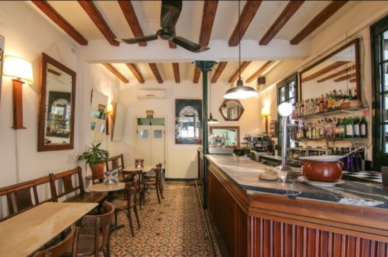 Sol soler presta servicio en la subcategoría de  en 