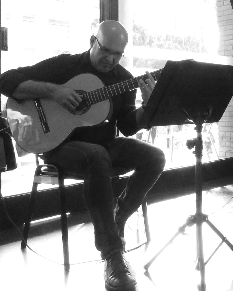 En Clau de Dos presta servicio en la subcategoría de  en 