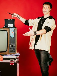 GOLDEN MAGIC presta servicio en la subcategoría de Magos en Pontevedra