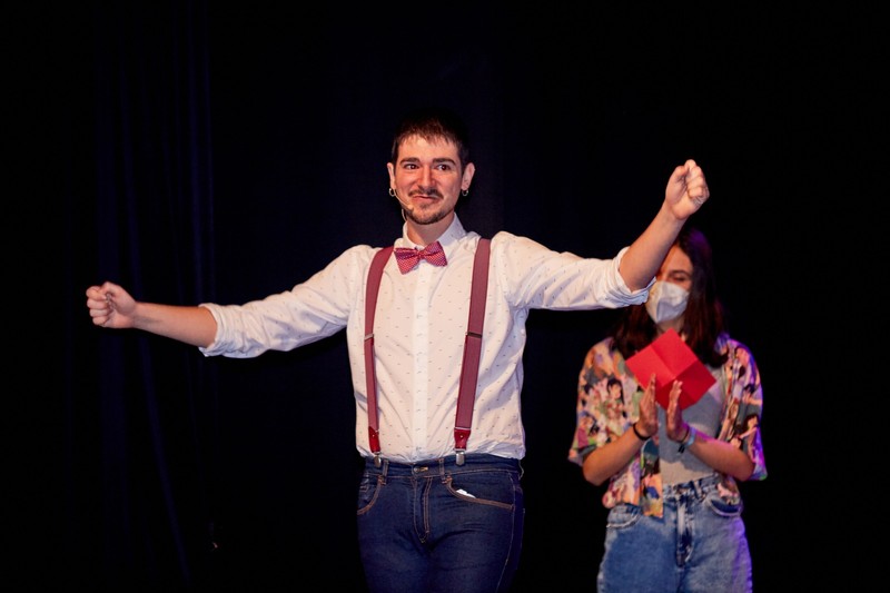 Paupi el Mago presta servicio en la subcategoría de  en 