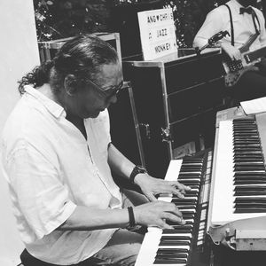 Jazz Monkey presta servicio en la subcategoría de Grupos de Jazz en Toledo