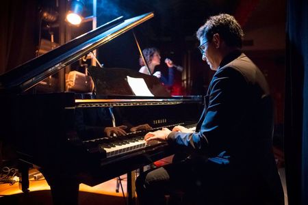 Toccata y Fuga presta servicio en la subcategoría de Música clásica, Ópera y Coros en Alicante