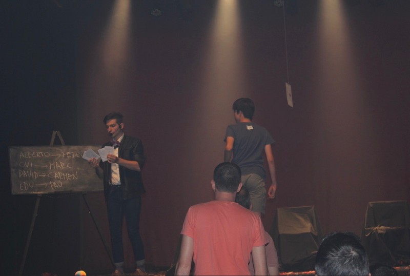 Paupi el Mago presta servicio en la subcategoría de  en 