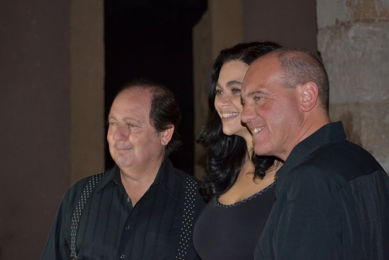 TriOpera - Soprano, tenor y pianista presta servicio en la subcategoría de  en 