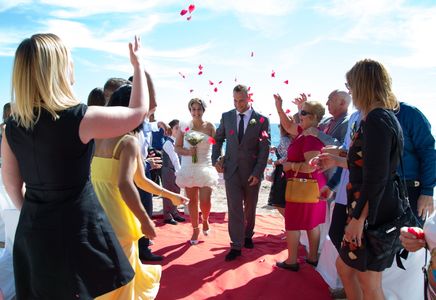 Joan Cebria Fotografo presta servicio en la subcategoría de Fotógrafos de bodas en Girona