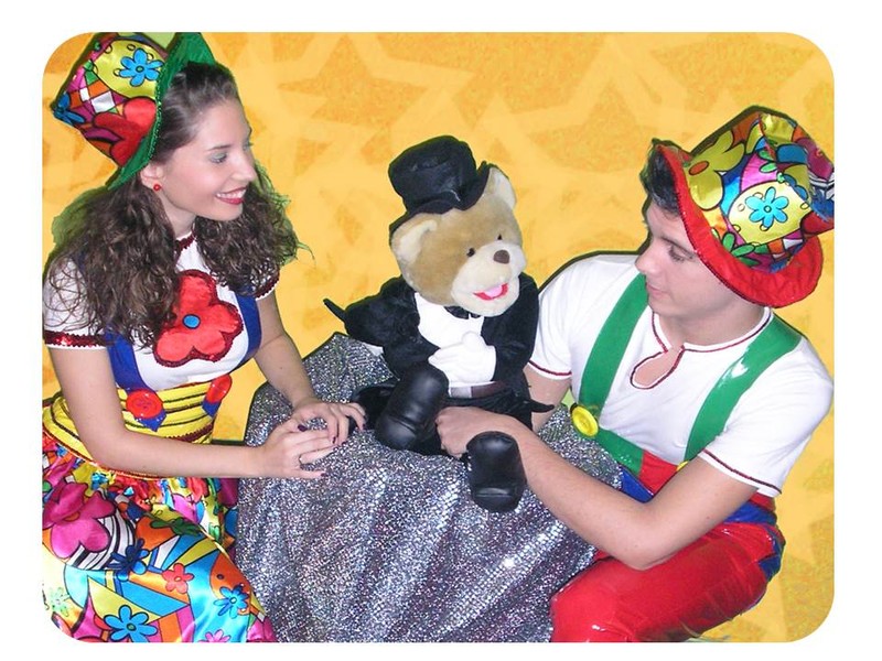 ESD PRODUCCIONES presta servicio en la subcategoría de  en 