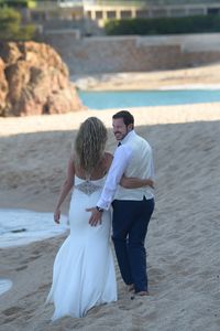 FotoStudio 64 presta servicio en la subcategoría de Fotógrafos de bodas en Girona