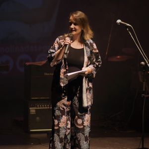 Deborapalop presta servicio en la subcategoría de Maestros de Ceremonias, Oficiantes y Presentadores en Murcia