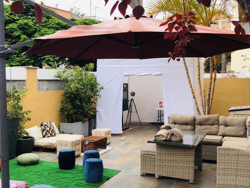 Flash Foto Fotomatón presta servicio en la subcategoría de  en 