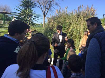 Domi Adamu presta servicio en la subcategoría de Magos en Sevilla