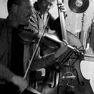 Swing Mostaza presta servicio en la subcategoría de Grupos de Jazz en Cádiz