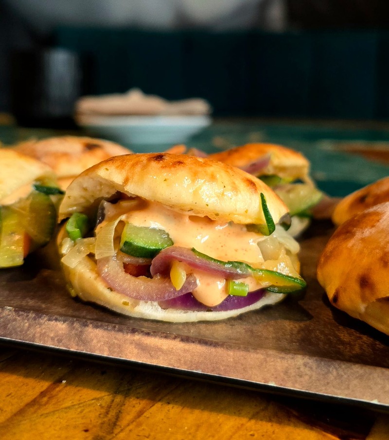 Chulapitas catering presta servicio en la subcategoría de  en 